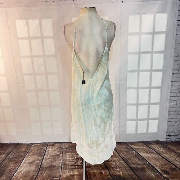 Gypsy05 NWT button front longer in back flowy tie dye  tank size small - Picture 5 of 8